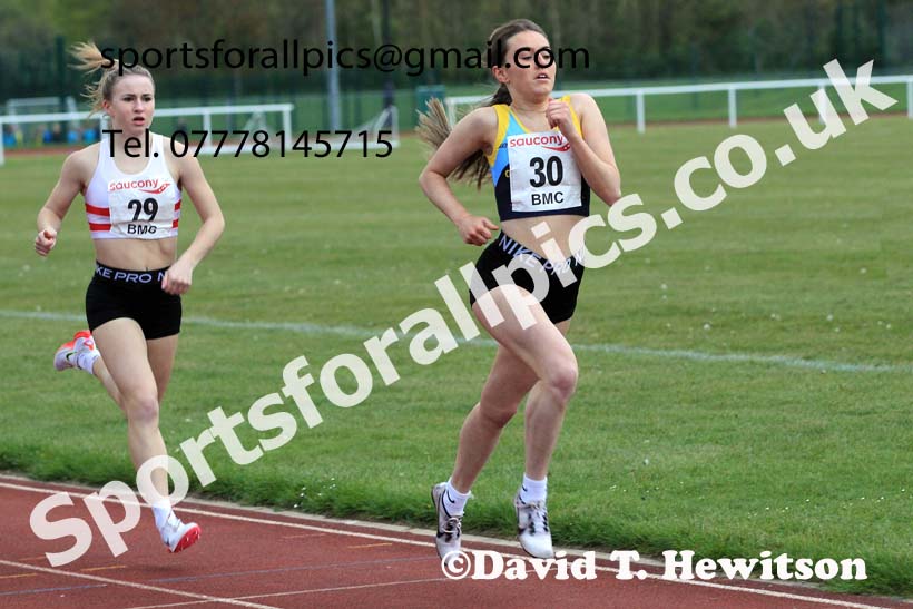 BMC 800 metres, Monday, May 9th, BMC Chester le Street, County Durham. Photo: David T. Hewitson/Sports for All Pics